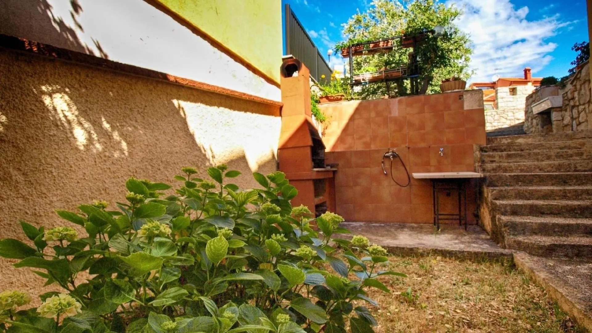 Ferienwohnung Fuer 6 Personen Ca 80 Qm In Pjescana Uvala, Istrien Istrische Riviera Apartment